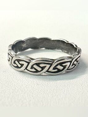 Vintage AVON Sterling Silver RJ Graziano Celtic Knot Band Ring (6)